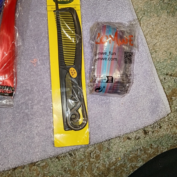 Colorful Hair Extensions Set - Picture 5 of 5